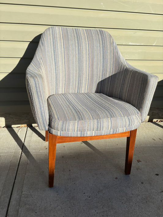 Vintage Blue lounge chair with teak legs